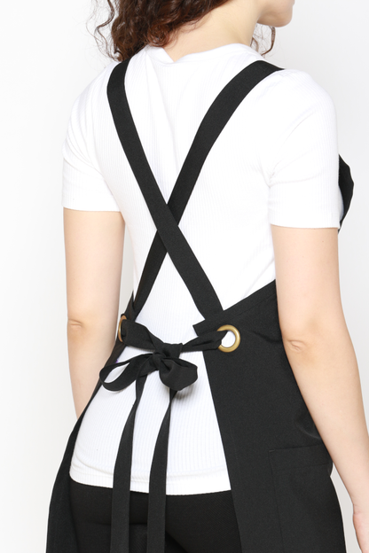 NEW TRACY APRON